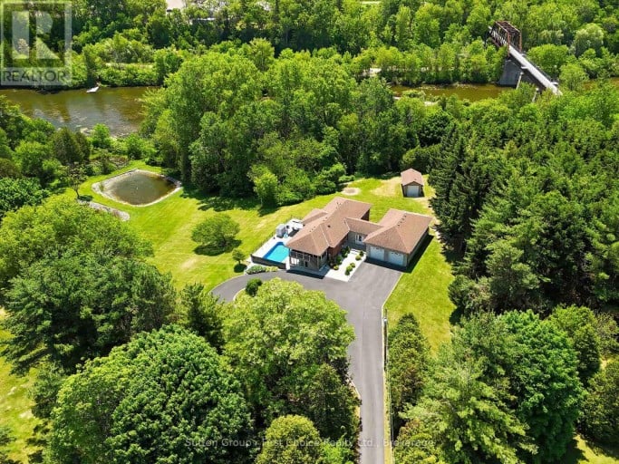276 MECHANIC STREET W, Norfolk (Waterford), Ontario