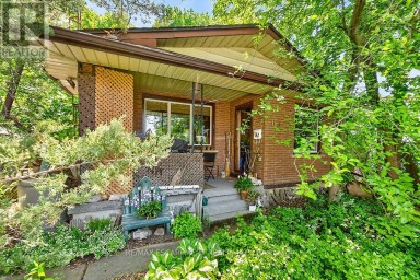 104 TEAL AVENUE Hamilton (Stoney Creek) Ontario photo 1