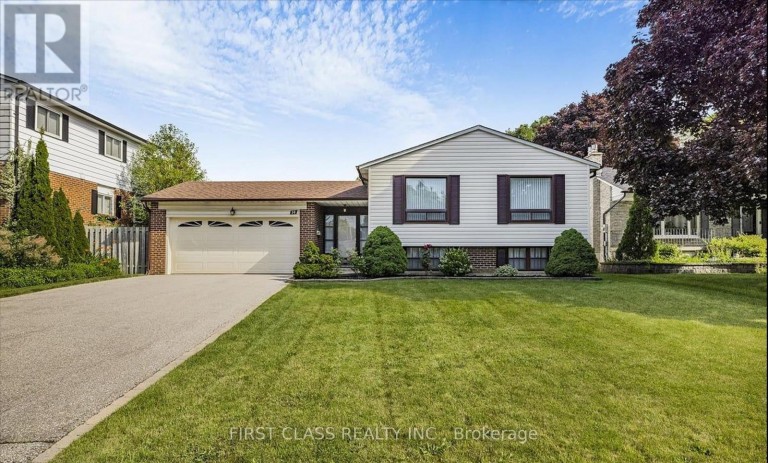 14 PRINGLE AVENUE, Markham (Markham Village), Ontario, L3P2P4