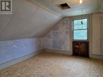 21 PETER STREET S Brockton Ontario photo 15