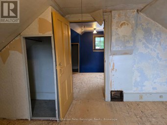 21 PETER STREET S Brockton Ontario photo 17