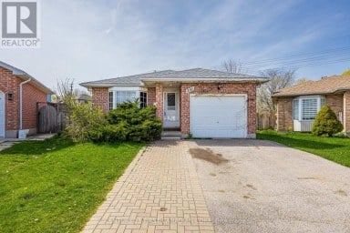 351 FLEMING DRIVE London East (East D) Ontario photo 1