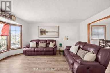 351 FLEMING DRIVE London East (East D) Ontario photo 4