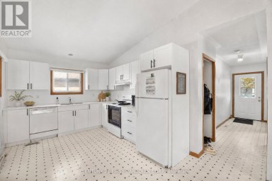 351 FLEMING DRIVE London East (East D) Ontario photo 7