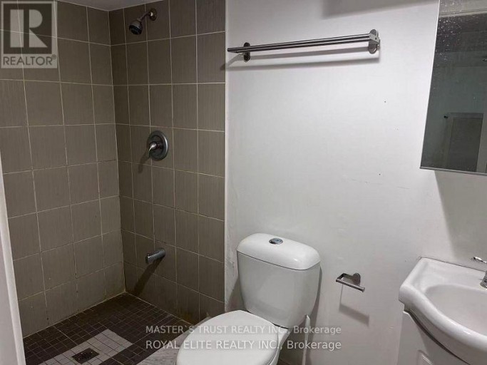 89 FINCH AVE EAST AVENUE, Toronto (Willowdale East), Ontario, M2N4R4