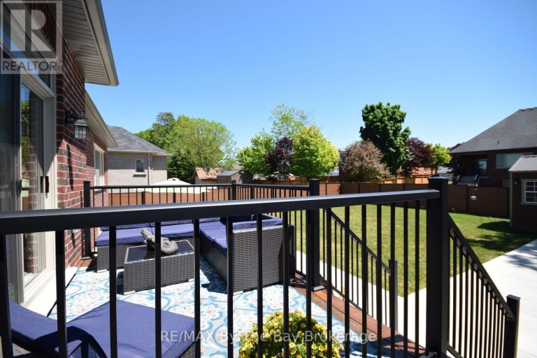 43 FAWNDALE CRESCENT, Wasaga Beach, Ontario, L9Z2N2