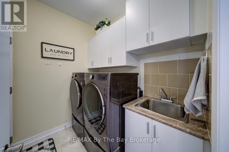 43 FAWNDALE CRESCENT, Wasaga Beach, Ontario, L9Z2N2