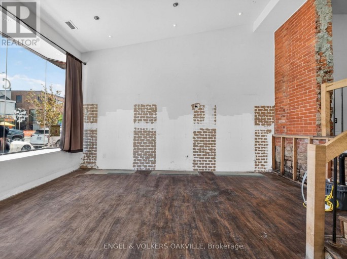 315A LAKESHORE ROAD E, Oakville (OO Old Oakville), Ontario, L6J1J3