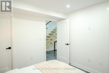 16 HABIBI LANE Toronto (Corso Italia-Davenport) Ontario photo 35