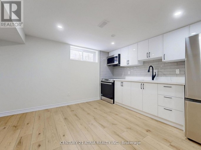 LOWER B - 57 SADDLE RIDGE DRIVE, Toronto (Victoria Village), Ontario, M4A1Z6