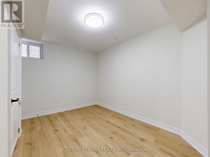 LOWER B - 57 SADDLE RIDGE DRIVE, Toronto (Victoria Village), Ontario, M4A1Z6