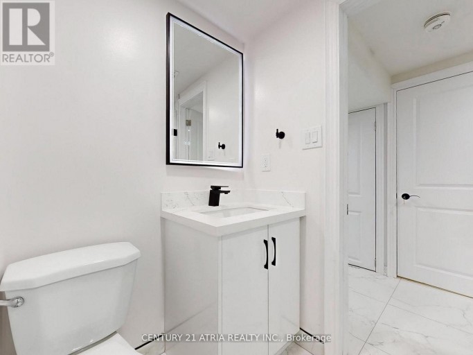 LOWER B - 57 SADDLE RIDGE DRIVE, Toronto (Victoria Village), Ontario, M4A1Z6