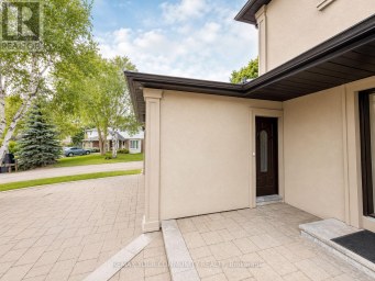 LOWER UNIT - 77 BESWICK DRIVE Newmarket (Central Newmarket) Ontario photo 2