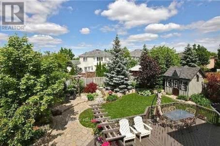 74 COLONEL BERTRAM ROAD, Brampton (Snelgrove), Ontario, L6Z4A8