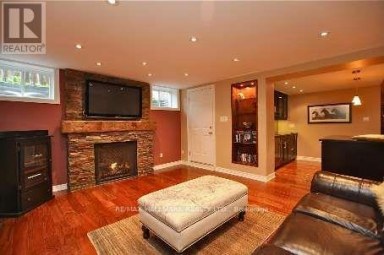 74 COLONEL BERTRAM ROAD Brampton (Snelgrove) Ontario photo 3