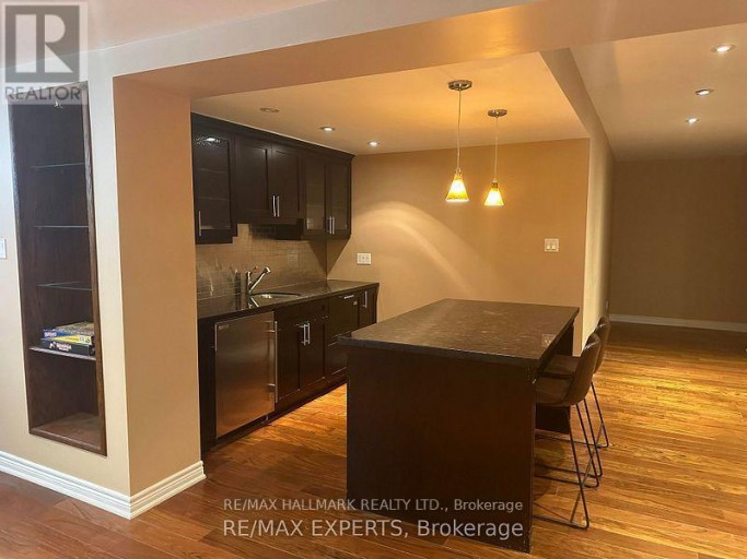 74 COLONEL BERTRAM ROAD, Brampton (Snelgrove), Ontario, L6Z4A8