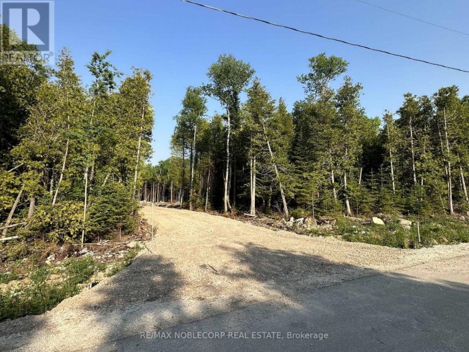 42 TRILLIUM CROSSING, Northern Bruce Peninsula, Ontario, N0H1W0