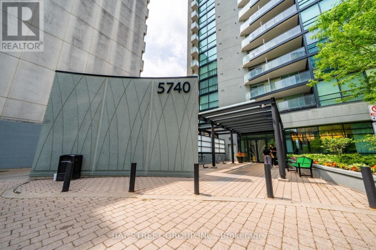 2009 - 5740 YONGE STREET, Toronto (Newtonbrook West), Ontario, M2M3T3