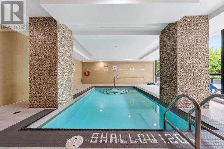 2009 - 5740 YONGE STREET, Toronto (Newtonbrook West), Ontario, M2M3T3