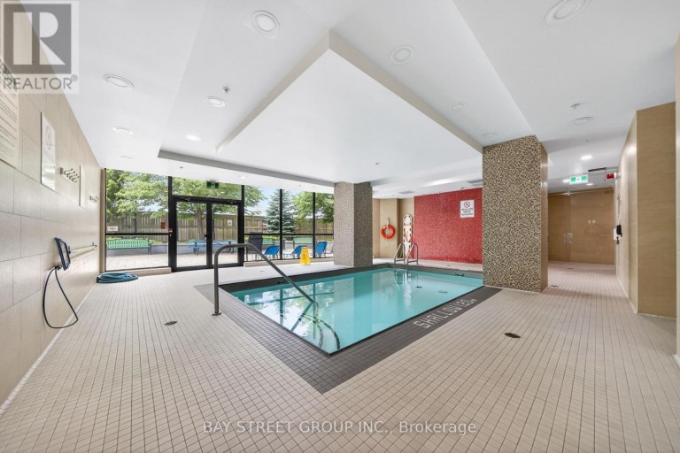 2009 - 5740 YONGE STREET, Toronto (Newtonbrook West), Ontario, M2M3T3