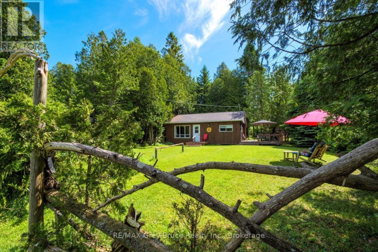 11 ELDRIDGE AVENUE, South Bruce Peninsula, Ontario, N0H2G0