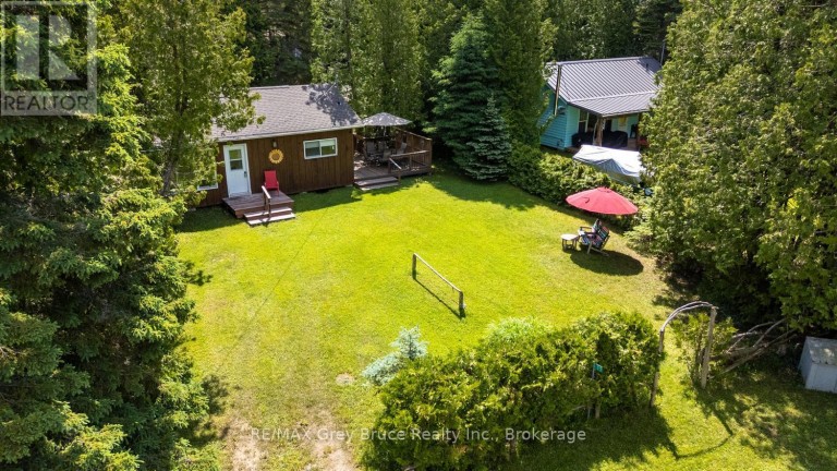 11 ELDRIDGE AVENUE, South Bruce Peninsula, Ontario, N0H2G0