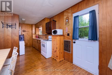 11 ELDRIDGE AVENUE South Bruce Peninsula Ontario photo 8