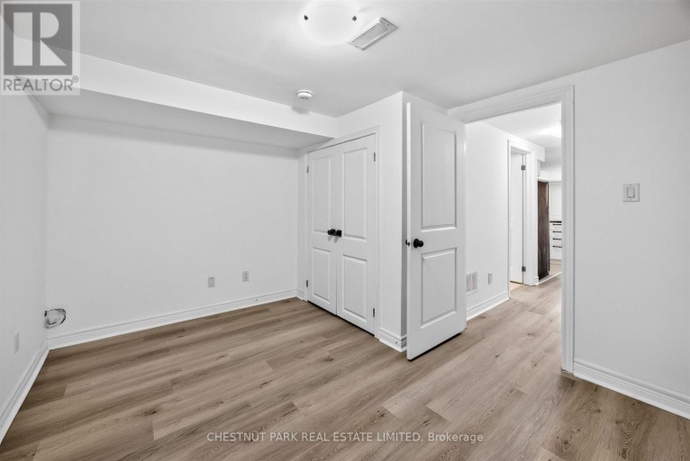 LOWER - 2823 ST CLAIR AVENUE E, Toronto (O'Connor-Parkview), Ontario, M4B1N3