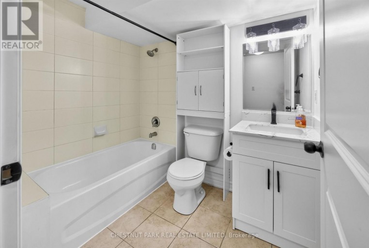 LOWER - 2823 ST CLAIR AVENUE E, Toronto (O'Connor-Parkview), Ontario, M4B1N3