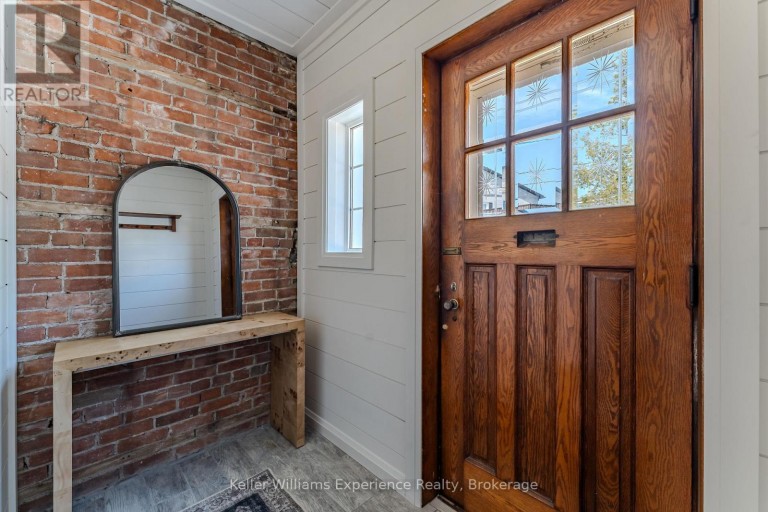 211 5TH STREET E, Owen Sound, Ontario, N4K1C6