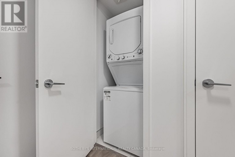 316 - 1 JARVIS STREET, Hamilton (Beasley), Ontario, L8R3J2
