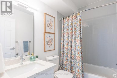 308 - 718 LAWRENCE ROAD E Hamilton (Rosedale) Ontario photo 6