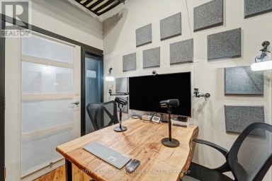 OFFICE D - 259 DANFORTH AVENUE Toronto (North Riverdale) Ontario photo 13
