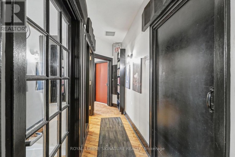 OFFICE D - 259 DANFORTH AVENUE, Toronto (North Riverdale), Ontario, M4K2X4