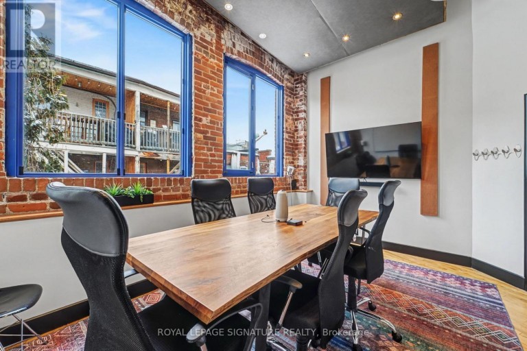 OFFICE D - 259 DANFORTH AVENUE, Toronto (North Riverdale), Ontario, M4K2X4