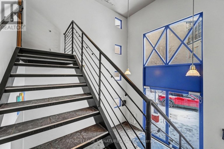 OFFICE D - 259 DANFORTH AVENUE, Toronto (North Riverdale), Ontario, M4K2X4