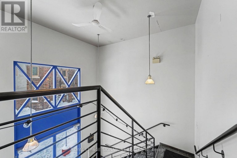 OFFICE D - 259 DANFORTH AVENUE, Toronto (North Riverdale), Ontario, M4K2X4