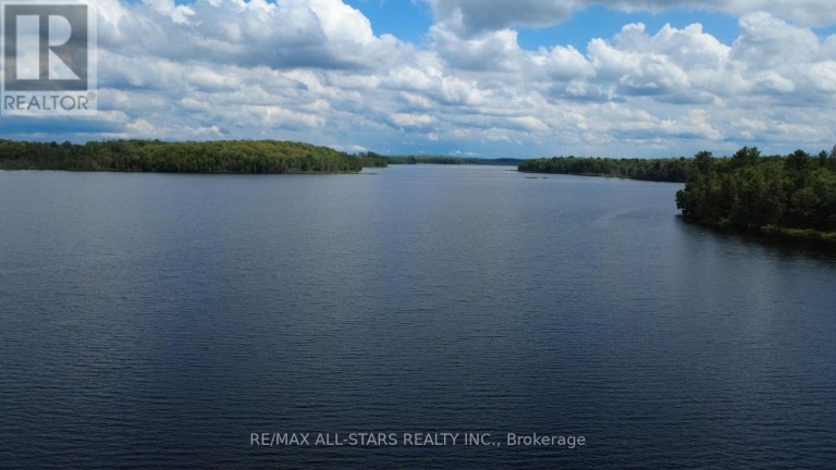15 AXE LAKE ROAD, McMurrich/Monteith (Monteith), Ontario, P0A1C0