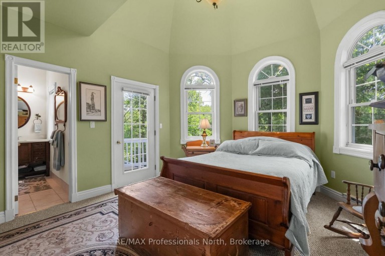 22 KNOWLES CRESCENT E, Seguin, Ontario, P0C1J0