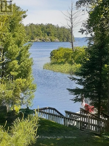 22 KNOWLES CRESCENT E, Seguin, Ontario, P0C1J0
