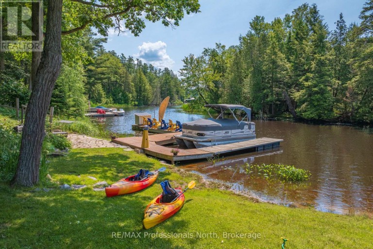 22 KNOWLES CRESCENT E, Seguin, Ontario, P0C1J0