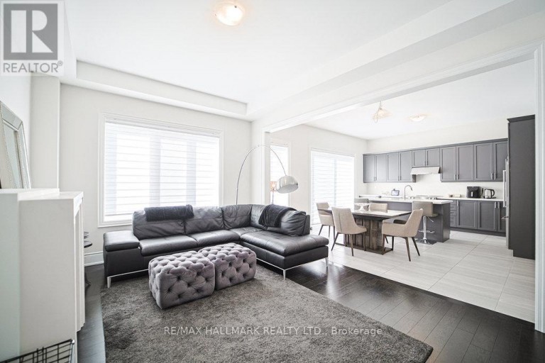 25 KENTLEDGE AVENUE, East Gwillimbury (Holland Landing), Ontario, L9N0W3