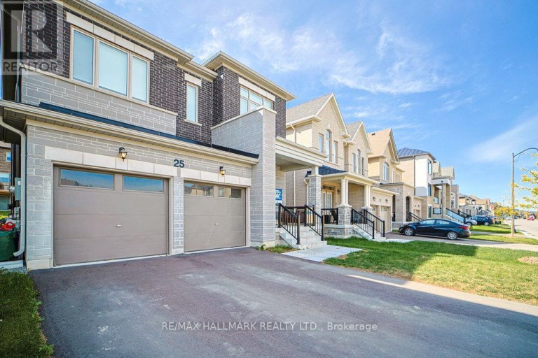 25 KENTLEDGE AVENUE, East Gwillimbury (Holland Landing), Ontario, L9N0W3