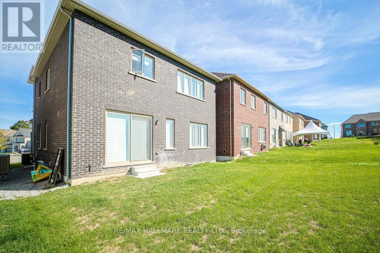 25 KENTLEDGE AVENUE, East Gwillimbury (Holland Landing), Ontario, L9N0W3