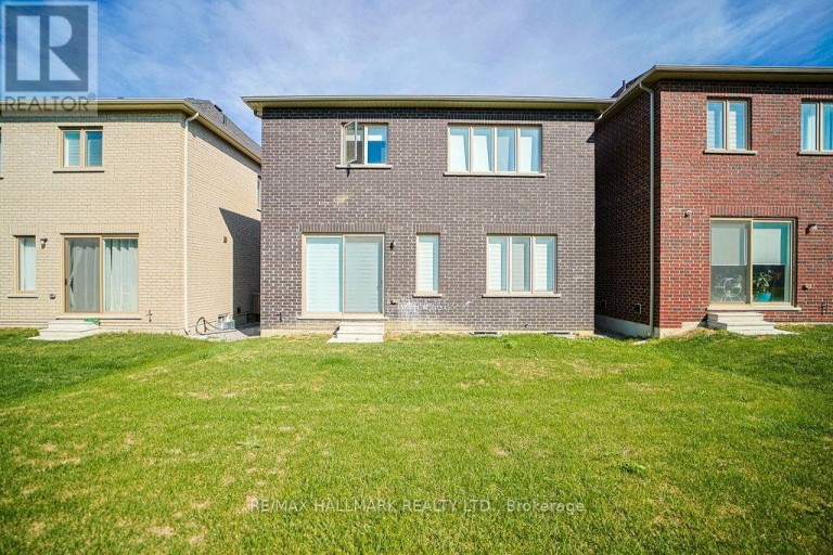 25 KENTLEDGE AVENUE, East Gwillimbury (Holland Landing), Ontario, L9N0W3