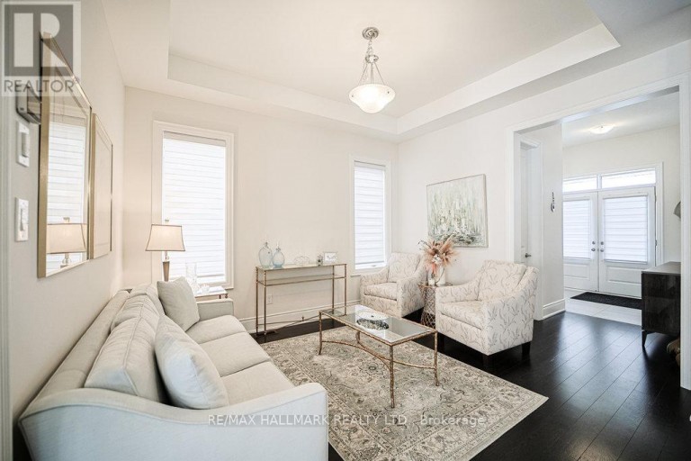 25 KENTLEDGE AVENUE, East Gwillimbury (Holland Landing), Ontario, L9N0W3