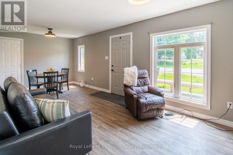 78 KING RD, Tay (Waubaushene), Ontario, L0K2C0