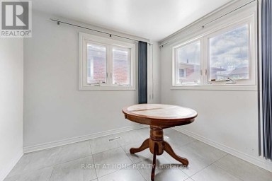 9 CHALET (UPPER) ROAD Toronto (Pleasant View) Ontario photo 7