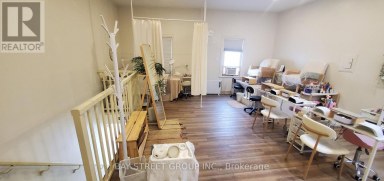 SECOND FLOOR - 4893 YONGE STREET Toronto (Willowdale East) Ontario photo 12