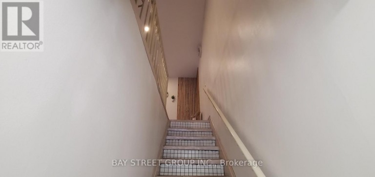 SECOND FLOOR - 4893 YONGE STREET, Toronto (Willowdale East), Ontario, M2N5N4